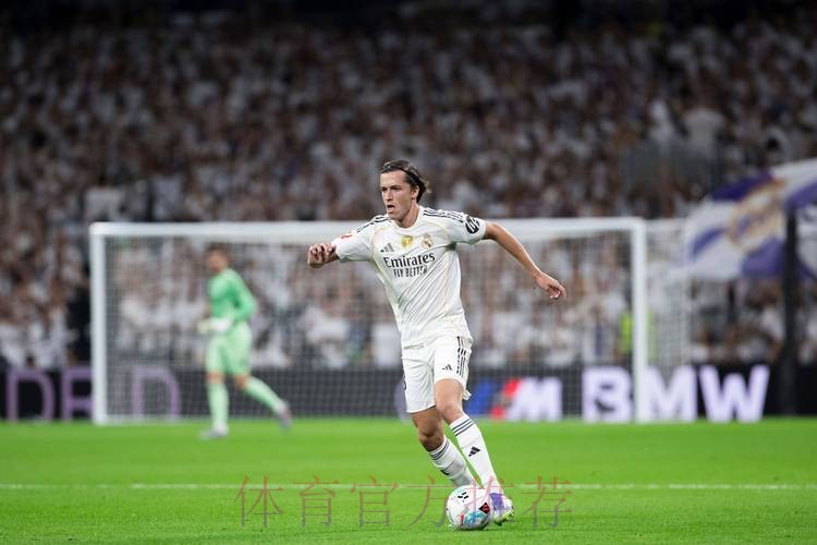 马卡:皇马去年8月到现在只有40天假期 马卡:皇马去年8月到现在只有40天假期